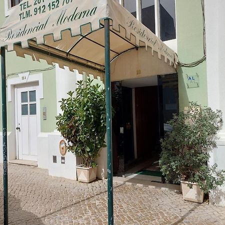 Residencial Moderna Hostel Torres Vedras Buitenkant foto